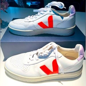 Veja Madewell colab sneakers, worn a couple of times. Size 8.